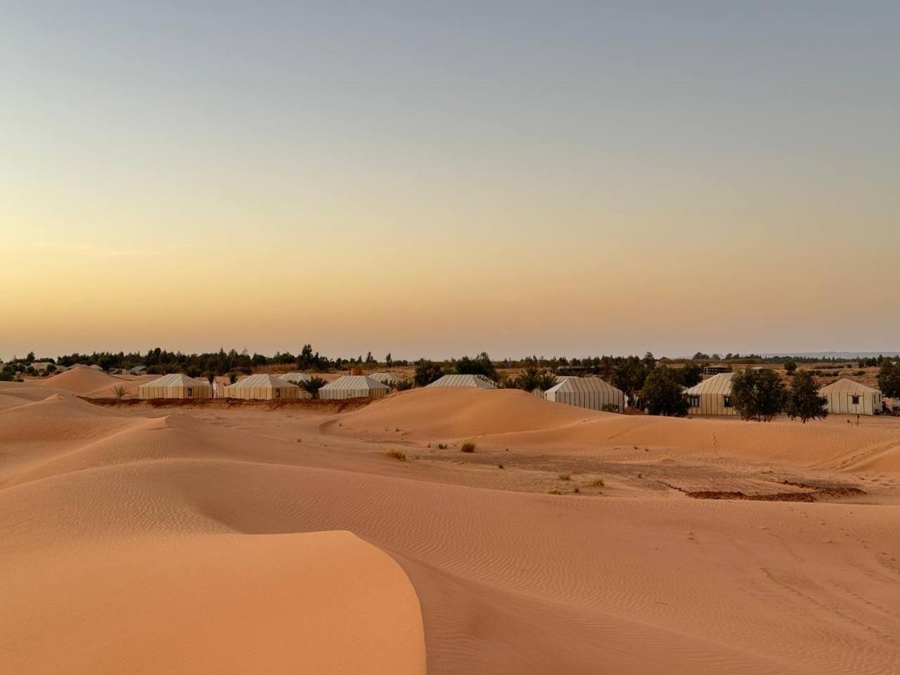 Hotel Erg Chebbi Sahara Camp Merzouga Esterno foto